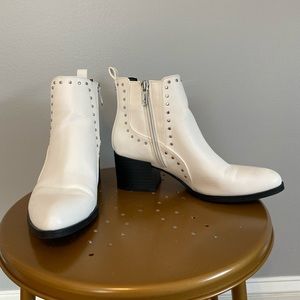 Circus by Sam Edelman Booties